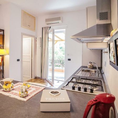 Roma, Deliziosa Casa Indipendente Immersa Nel Verdeヴィラ エクステリア 写真