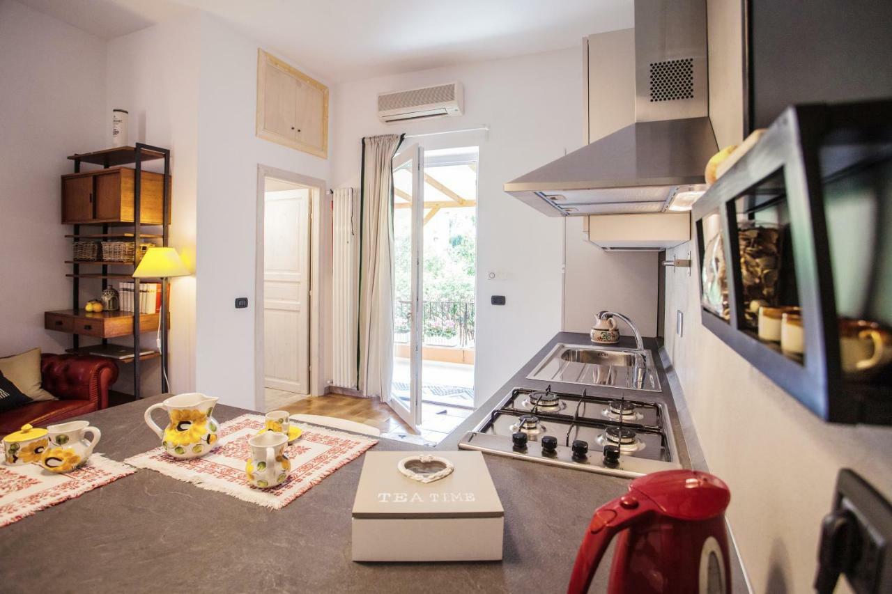 Roma, Deliziosa Casa Indipendente Immersa Nel Verdeヴィラ エクステリア 写真
