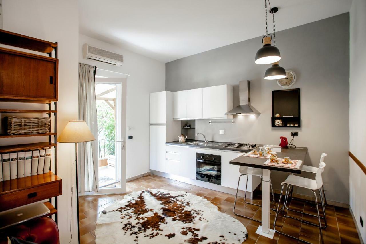 Roma, Deliziosa Casa Indipendente Immersa Nel Verdeヴィラ エクステリア 写真