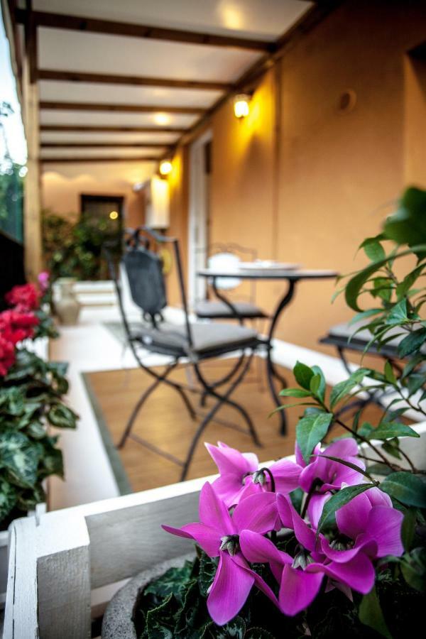 Roma, Deliziosa Casa Indipendente Immersa Nel Verdeヴィラ エクステリア 写真